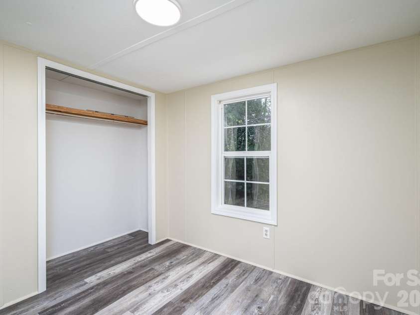 3515 Jeanette Drive, Iron Station, NC 28080.  MLS# CAR4420085, YatesRealty ID 49950. 