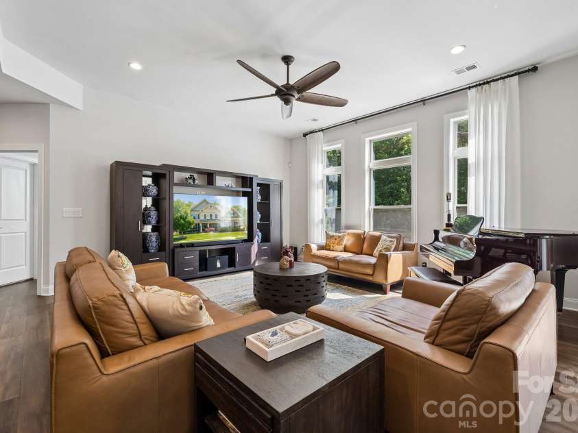 263 Forsythia Lane, Tega Cay, SC 29708.  MLS# CAR4422794, YatesRealty ID 49953. 