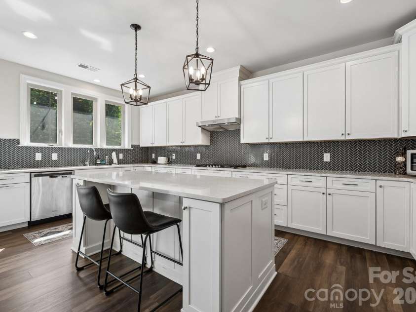 263 Forsythia Lane, Tega Cay, SC 29708.  MLS# CAR4422794, YatesRealty ID 49953. 
