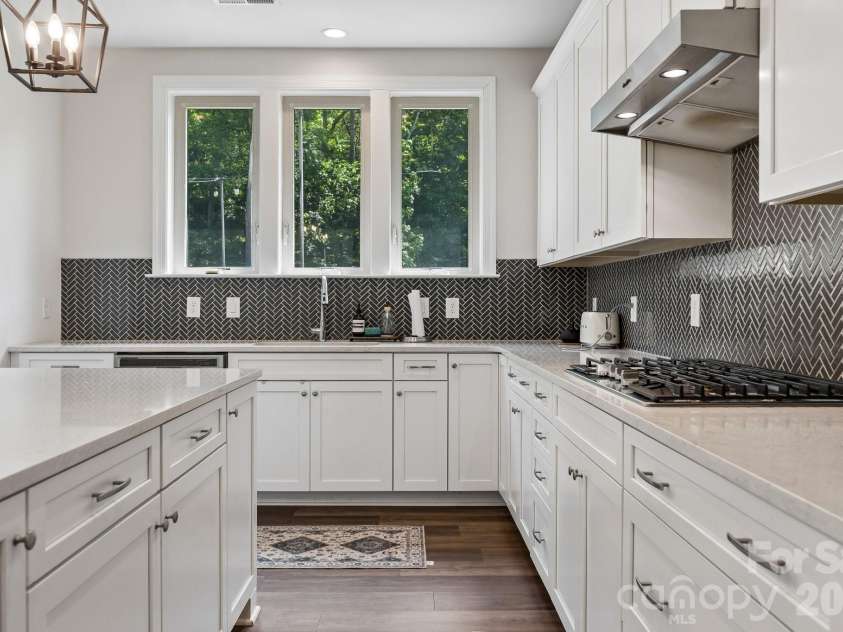 263 Forsythia Lane, Tega Cay, SC 29708.  MLS# CAR4422794, YatesRealty ID 49953. 