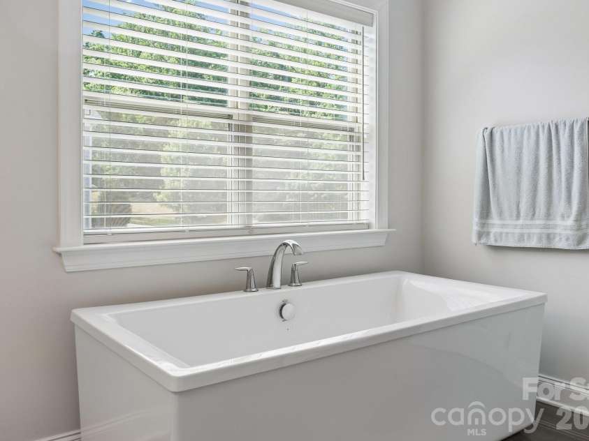 263 Forsythia Lane, Tega Cay, SC 29708.  MLS# CAR4422794, YatesRealty ID 49953. 