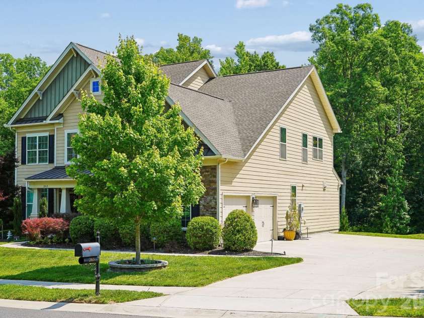 263 Forsythia Lane, Tega Cay, SC 29708.  MLS# CAR4422794, YatesRealty ID 49953. 