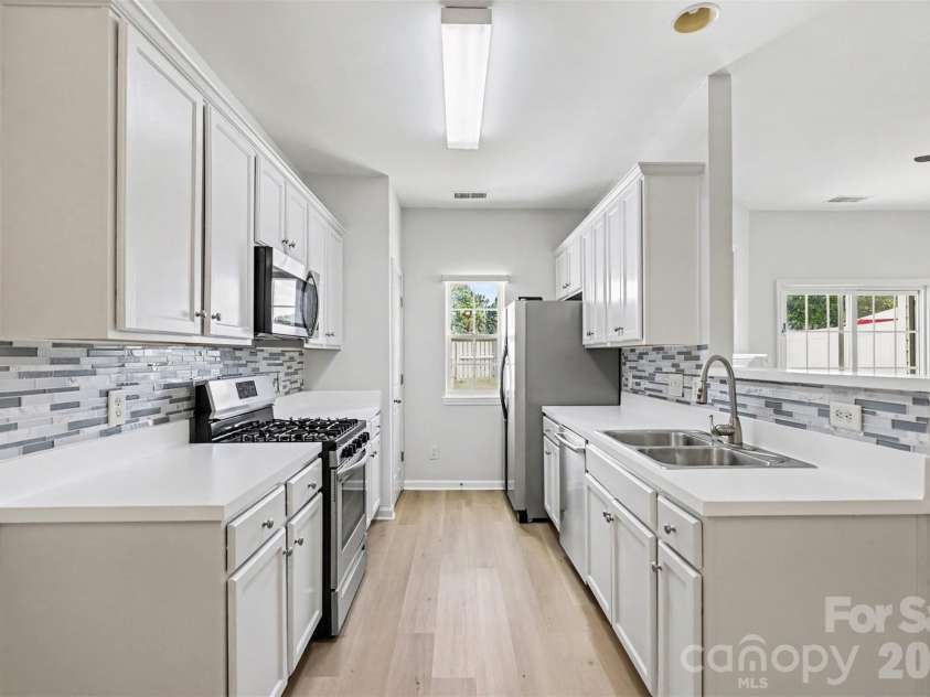 9610 Walkers Glen Drive, Concord, NC 28027.  MLS# CAR4422715, YatesRealty ID 49954. 