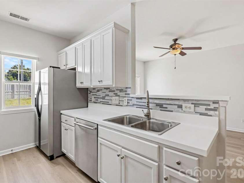 9610 Walkers Glen Drive, Concord, NC 28027.  MLS# CAR4422715, YatesRealty ID 49954. 