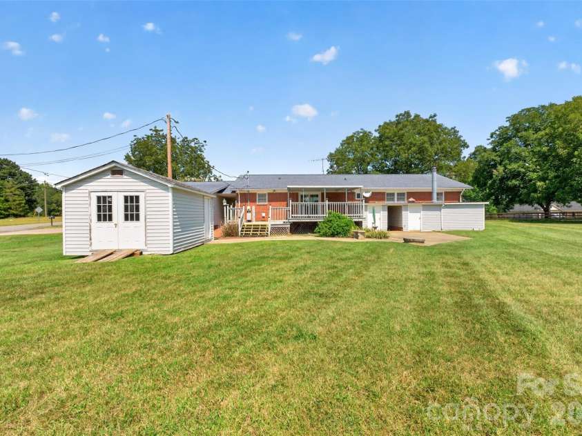 2639 Mount Olive Church Road, Newton, NC 28658.  MLS# CAR4420840, YatesRealty ID 49956. 