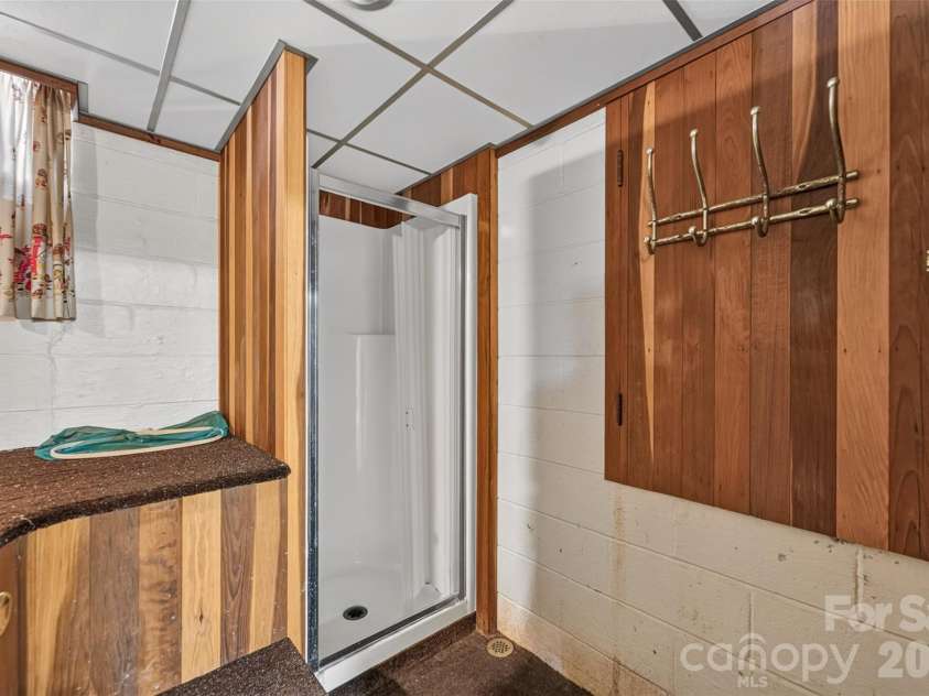 2639 Mount Olive Church Road, Newton, NC 28658.  MLS# CAR4420840, YatesRealty ID 49956. 