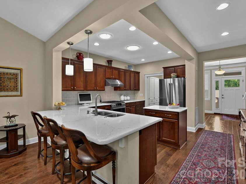323 Fennel Dun Circle, Biltmore Lake, NC 28715.  MLS# CAR4421442, YatesRealty ID 49958. 