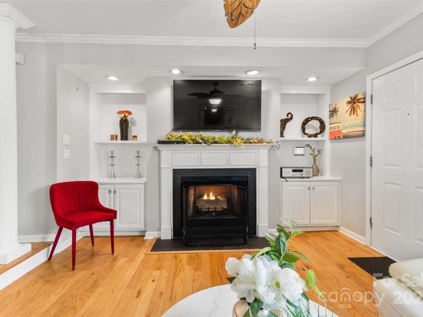 3643 Melrose Cottage Drive, Matthews, NC 28105.  MLS# CAR4228477, YatesRealty ID 4996. 