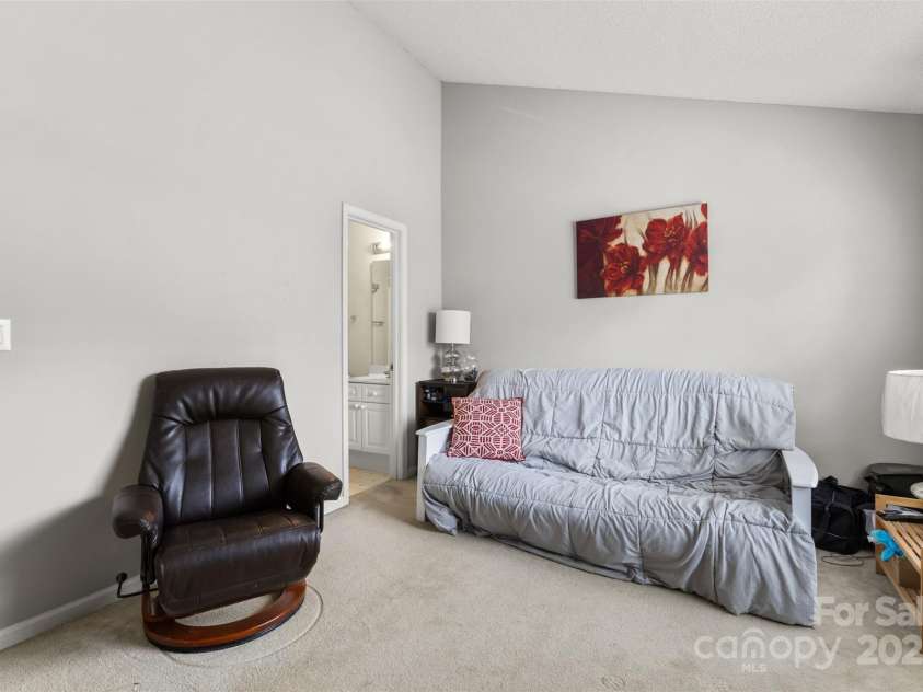 3643 Melrose Cottage Drive, Matthews, NC 28105.  MLS# CAR4228477, YatesRealty ID 4996. 