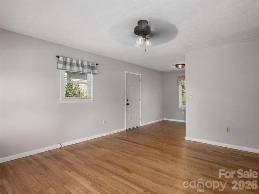 403 Lower Grassy Branch Road, Asheville, NC 28805.  MLS# CAR4423378, YatesRealty ID 49962. 