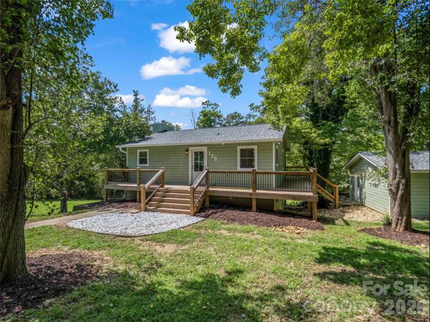 106 Bobwhite Avenue, Lake Lure, NC 28746.  MLS# CAR4423370, YatesRealty ID 49965. 
