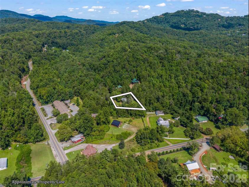 106 Bobwhite Avenue, Lake Lure, NC 28746.  MLS# CAR4423370, YatesRealty ID 49965. 