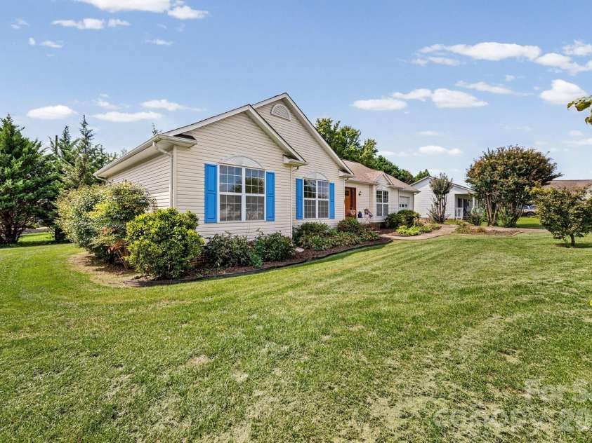 103 Blairfield Court, North Wilkesboro, NC 28659.  MLS# CAR4423371, YatesRealty ID 49967. 