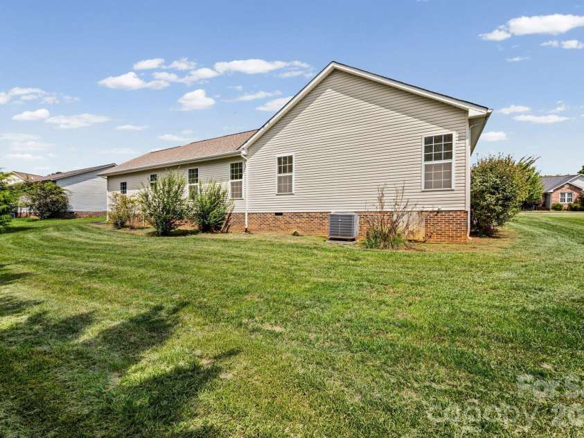 103 Blairfield Court, North Wilkesboro, NC 28659.  MLS# CAR4423371, YatesRealty ID 49967. 