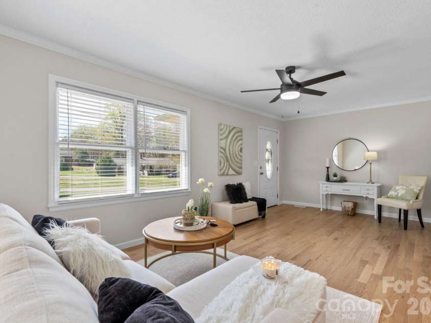 307 Park Drive, Stanley, NC 28164.  MLS# CAR4359608, YatesRealty ID 4997. 