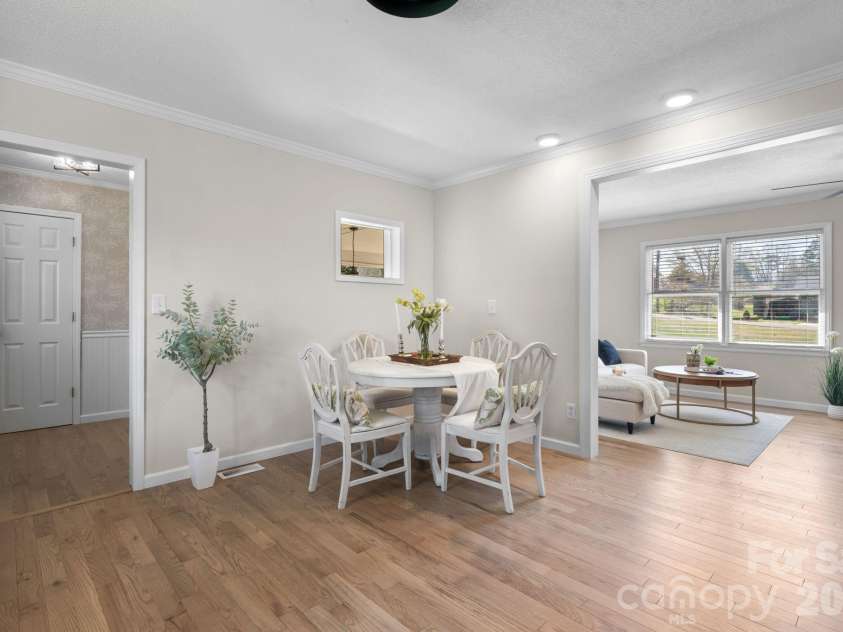 307 Park Drive, Stanley, NC 28164.  MLS# CAR4359608, YatesRealty ID 4997. 