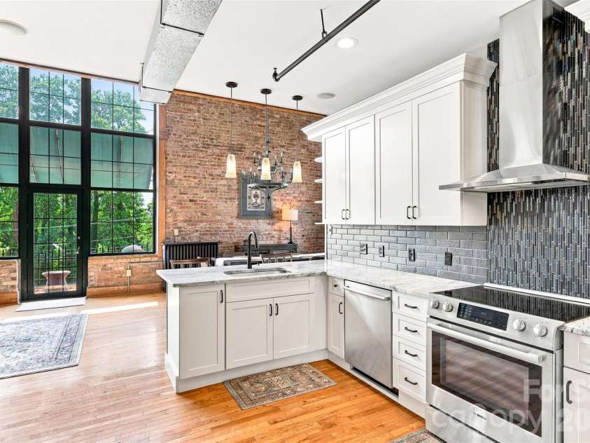 102 Russell Street, Easley, SC 29640.  MLS# CAR4422396, YatesRealty ID 49974. 