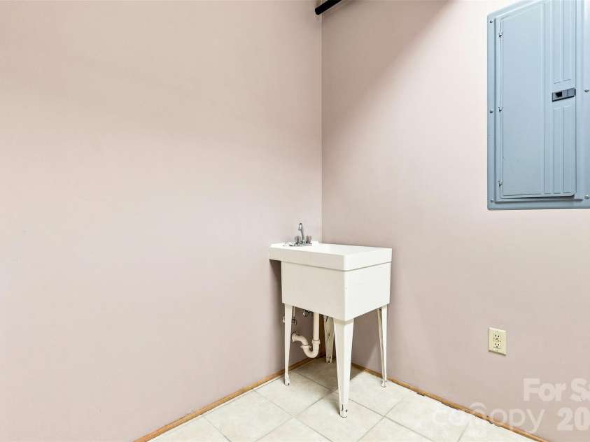 102 Russell Street, Easley, SC 29640.  MLS# CAR4422396, YatesRealty ID 49974. 