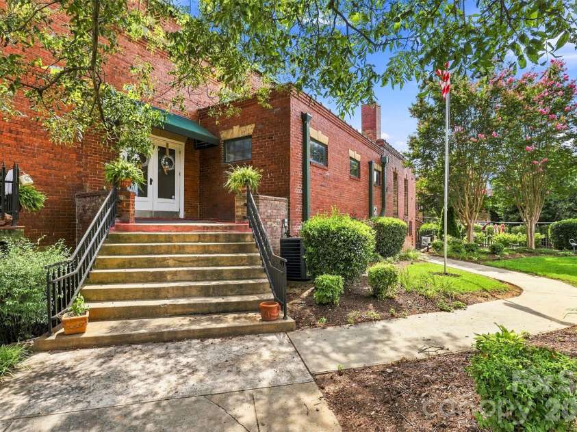 102 Russell Street, Easley, SC 29640.  MLS# CAR4422396, YatesRealty ID 49974. 