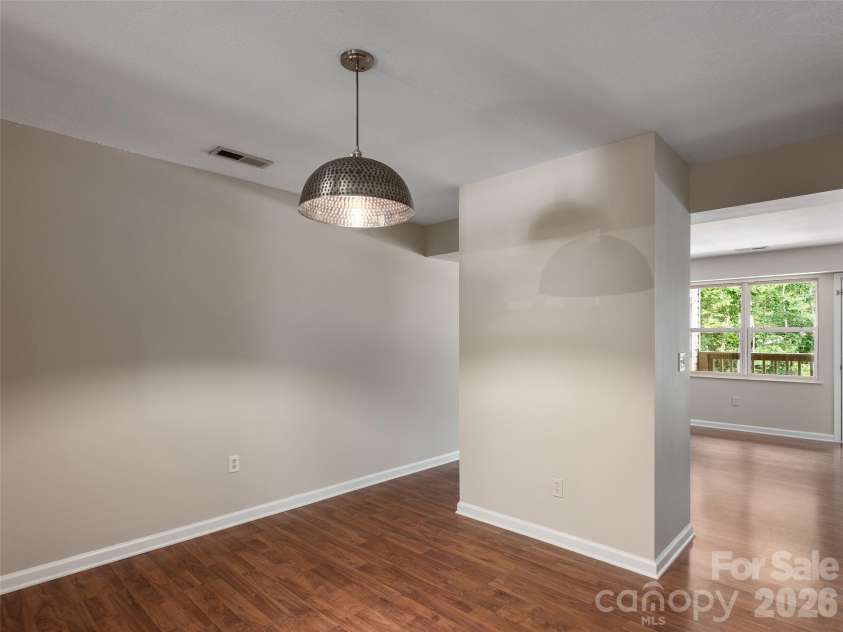 507 Carlyle Way, Asheville, NC 28803.  MLS# CAR4423456, YatesRealty ID 49976. 