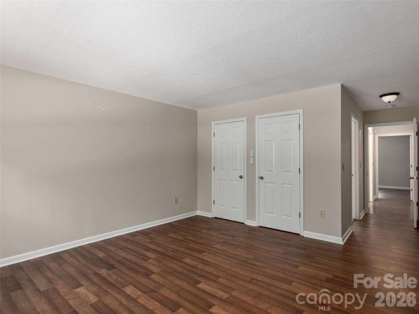 507 Carlyle Way, Asheville, NC 28803.  MLS# CAR4423456, YatesRealty ID 49976. 