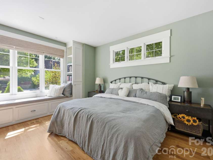 415 Goodrum Street, Davidson, NC 28036.  MLS# CAR4423264, YatesRealty ID 49977. Primary on main