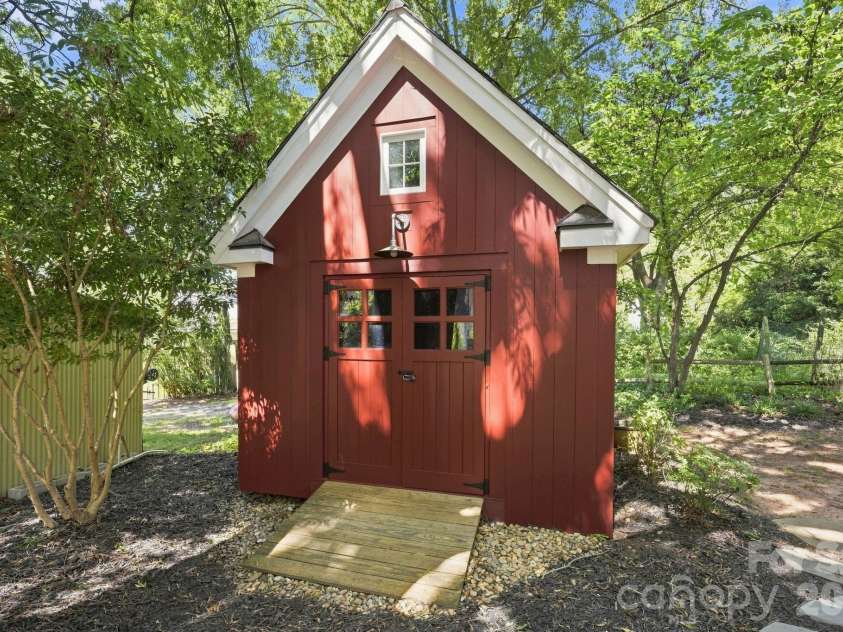 415 Goodrum Street, Davidson, NC 28036.  MLS# CAR4423264, YatesRealty ID 49977. Shed