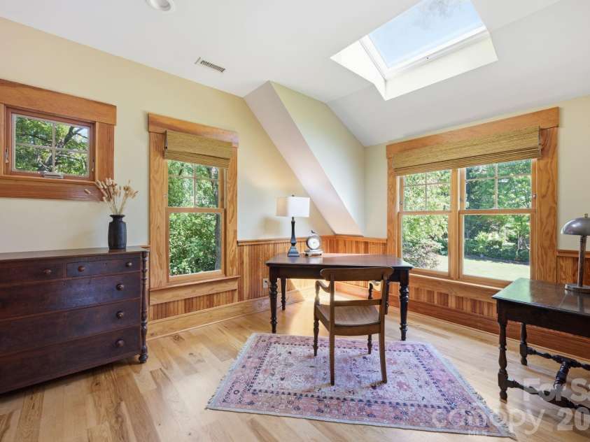 415 Goodrum Street, Davidson, NC 28036.  MLS# CAR4423264, YatesRealty ID 49977. Study/Loft Area