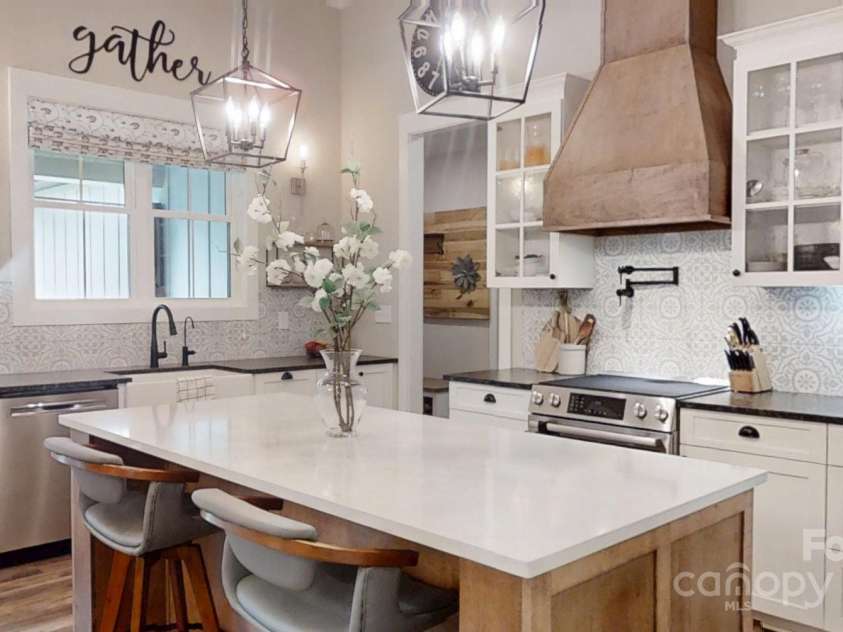 2656 Lee Lawing Road, Lincolnton, NC 28092.  MLS# CAR4263090, YatesRealty ID 4998. 