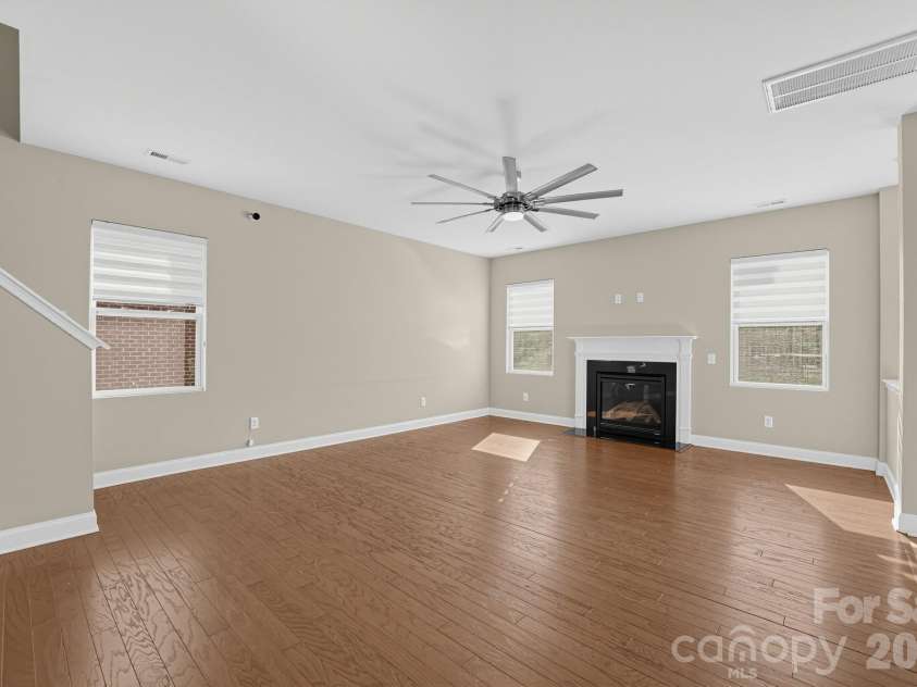 284 Oakbourne Lane, Rock Hill, SC 29732.  MLS# CAR4423457, YatesRealty ID 49981. 