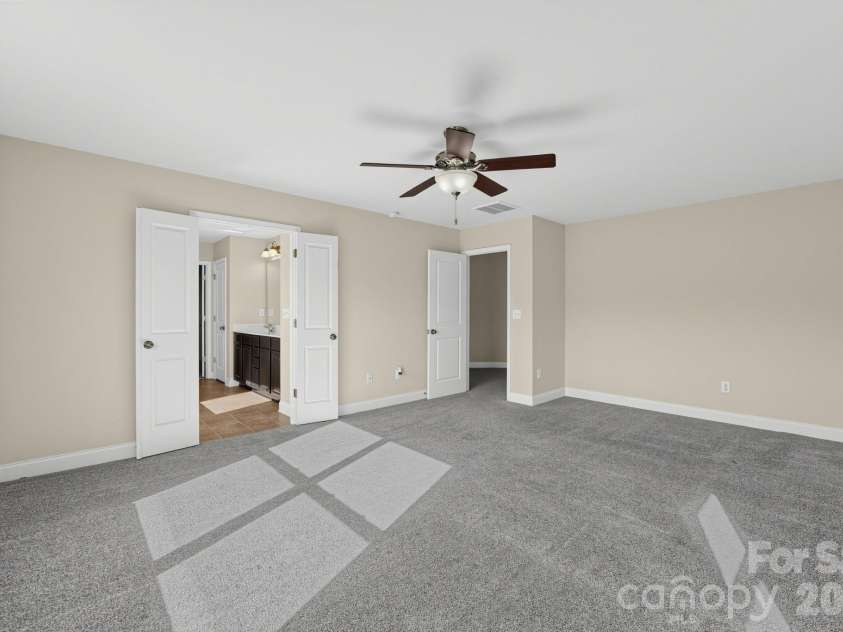 284 Oakbourne Lane, Rock Hill, SC 29732.  MLS# CAR4423457, YatesRealty ID 49981. 