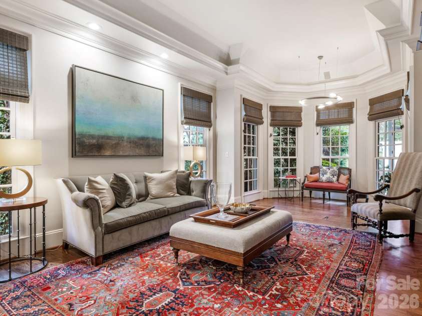 1811 Queens Road, Charlotte, NC 28207.  MLS# CAR4423142, YatesRealty ID 49982. 