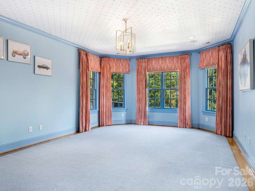 1811 Queens Road, Charlotte, NC 28207.  MLS# CAR4423142, YatesRealty ID 49982. 