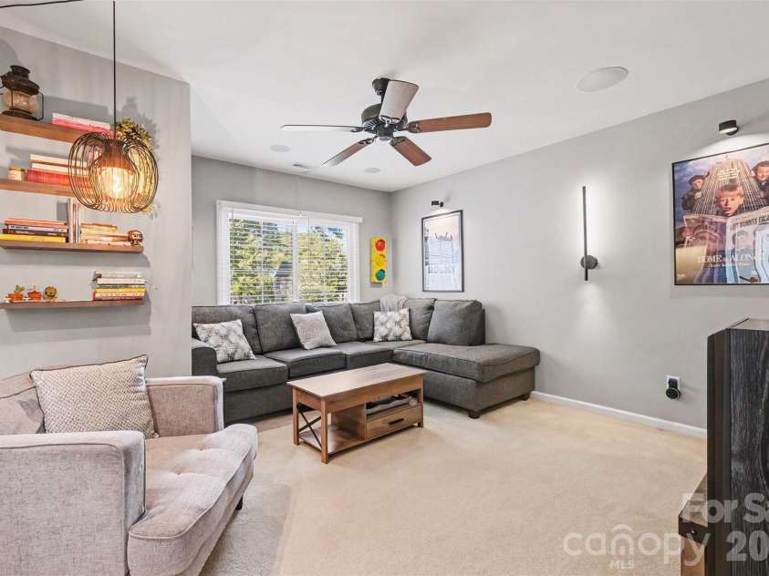 9433 Harris Glen Drive, Charlotte, NC 28269.  MLS# CAR4420751, YatesRealty ID 49983. 