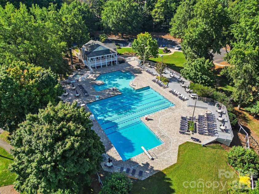 9433 Harris Glen Drive, Charlotte, NC 28269.  MLS# CAR4420751, YatesRealty ID 49983. 