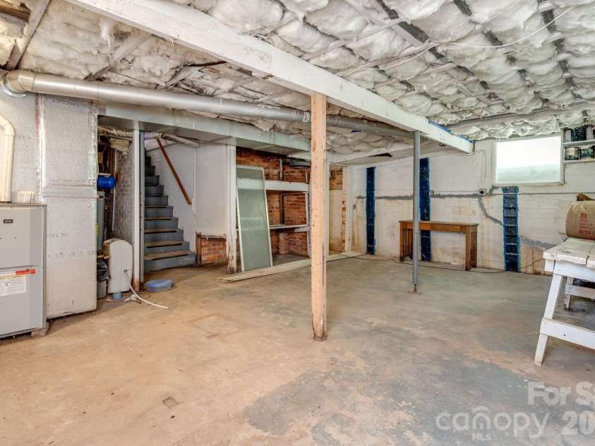 35 Blade Road, Hendersonville, NC 28791.  MLS# CAR4423417, YatesRealty ID 49984. Basement unfinished