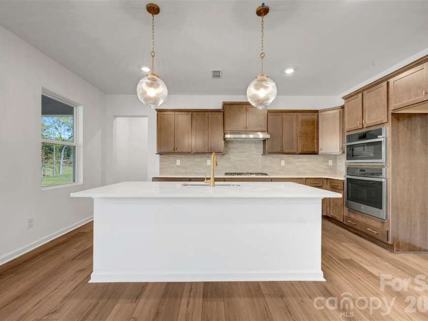 230 Amber Glen Drive, Locust, NC 28097.  MLS# CAR4423302, YatesRealty ID 49988. Kitchen