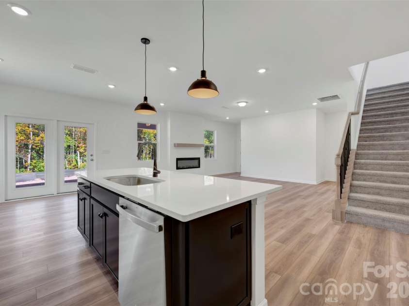 238 Amber Glen Drive, Locust, NC 28097.  MLS# CAR4423296, YatesRealty ID 49989. Kitchen