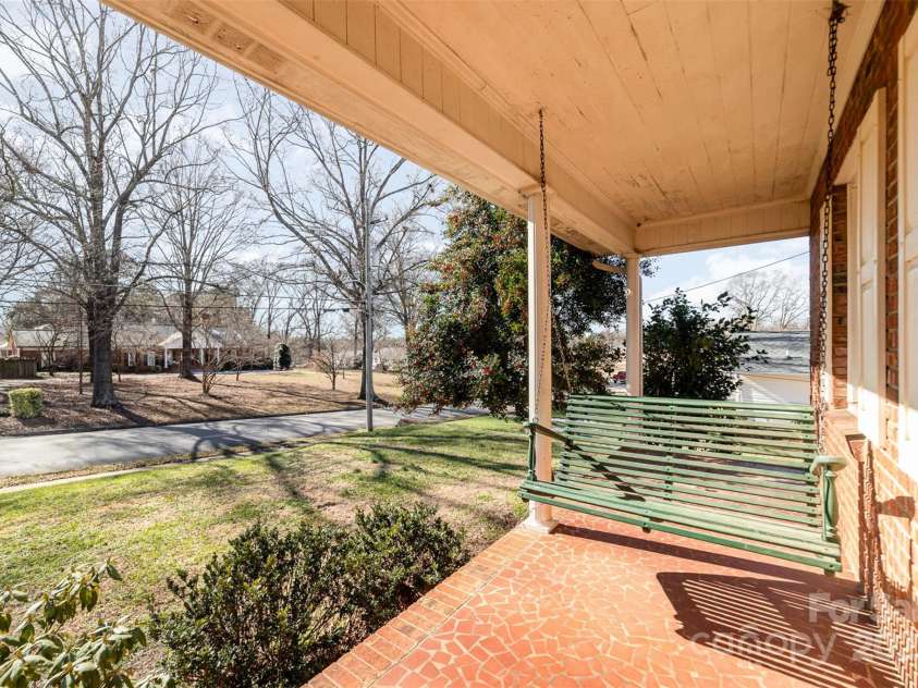 107 Boyd Street, Maiden, NC 28650.  MLS# CAR4214280, YatesRealty ID 4999. 