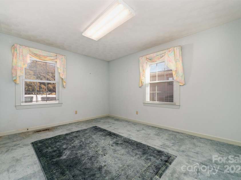 107 Boyd Street, Maiden, NC 28650.  MLS# CAR4214280, YatesRealty ID 4999. 