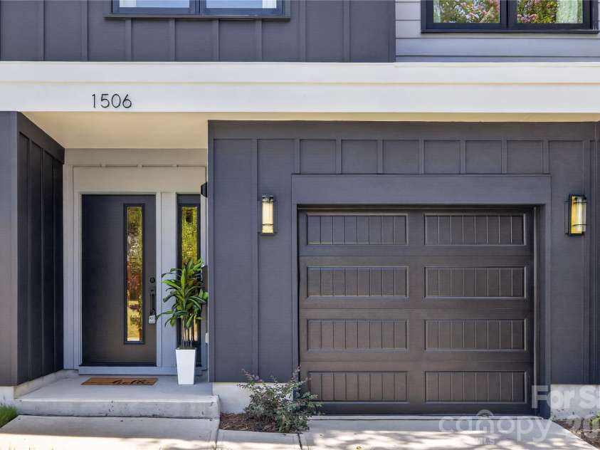1506 Sumter Avenue, Charlotte, NC 28208.  MLS# CAR4423467, YatesRealty ID 49990. 