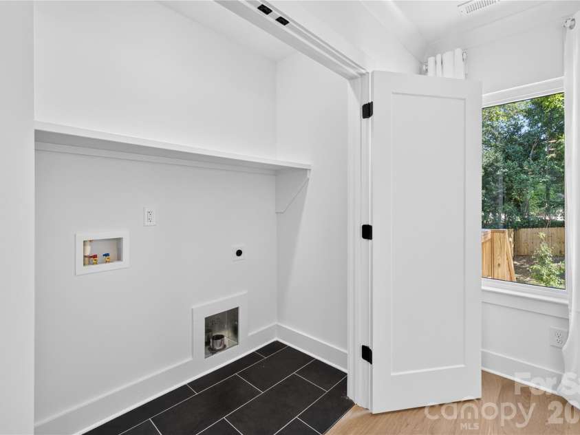 1506 Sumter Avenue, Charlotte, NC 28208.  MLS# CAR4423467, YatesRealty ID 49990. 
