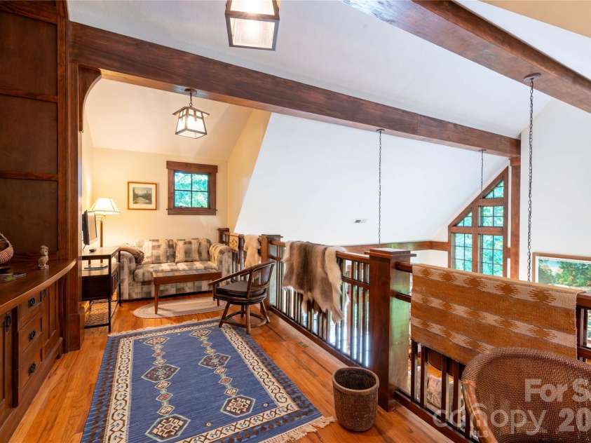 86 Forest Ridge Road, Burnsville, NC 28714.  MLS# CAR4421912, YatesRealty ID 49991. 