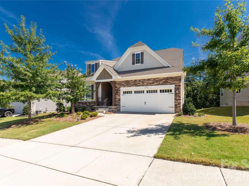 15706 Aviary Orchard Way, Charlotte, NC 28278.  MLS# CAR4422516, YatesRealty ID 49992. 