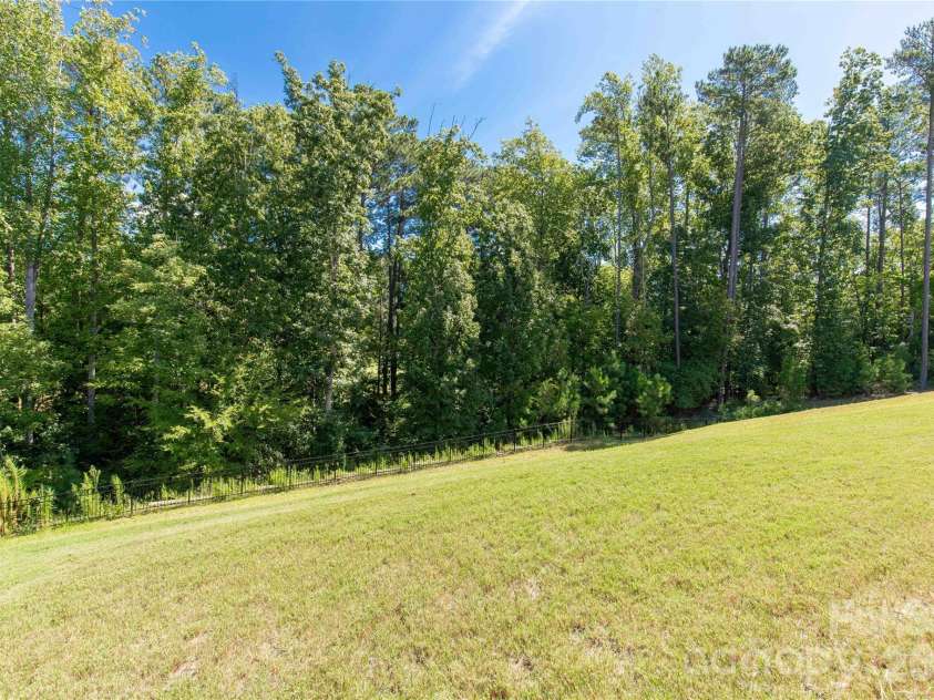 15706 Aviary Orchard Way, Charlotte, NC 28278.  MLS# CAR4422516, YatesRealty ID 49992. 