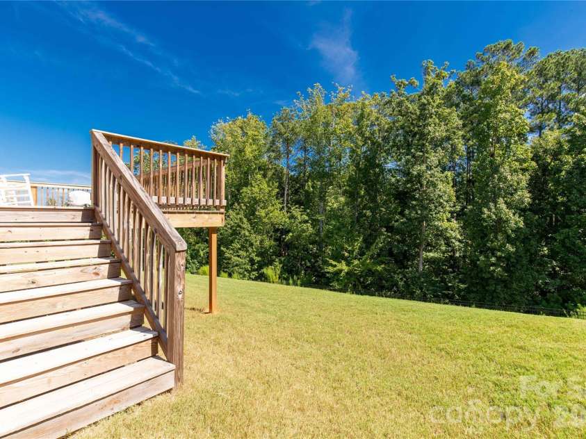 15706 Aviary Orchard Way, Charlotte, NC 28278.  MLS# CAR4422516, YatesRealty ID 49992. 