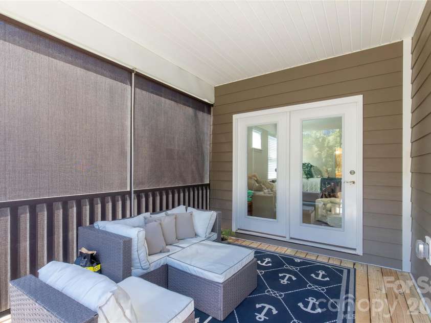 15706 Aviary Orchard Way, Charlotte, NC 28278.  MLS# CAR4422516, YatesRealty ID 49992. 