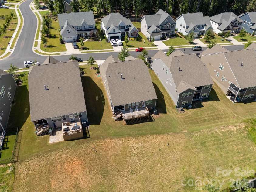 15706 Aviary Orchard Way, Charlotte, NC 28278.  MLS# CAR4422516, YatesRealty ID 49992. 