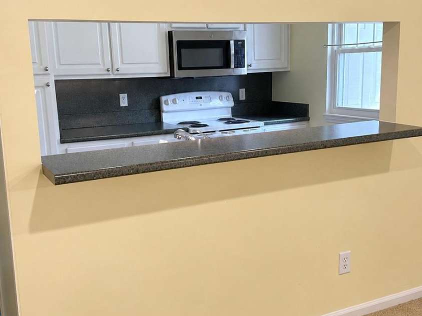 4011 Whirlaway Court, Clemmons, NC 27012.  MLS# CAR4423397, YatesRealty ID 49994. 