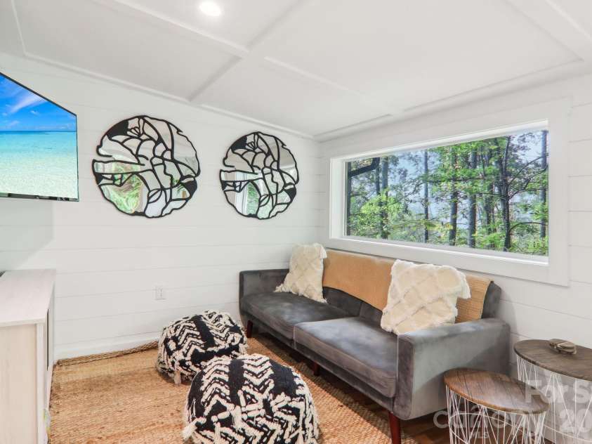 315 Bear Cove Road, Bryson City, NC 28713.  MLS# CAR4423012, YatesRealty ID 49999. 